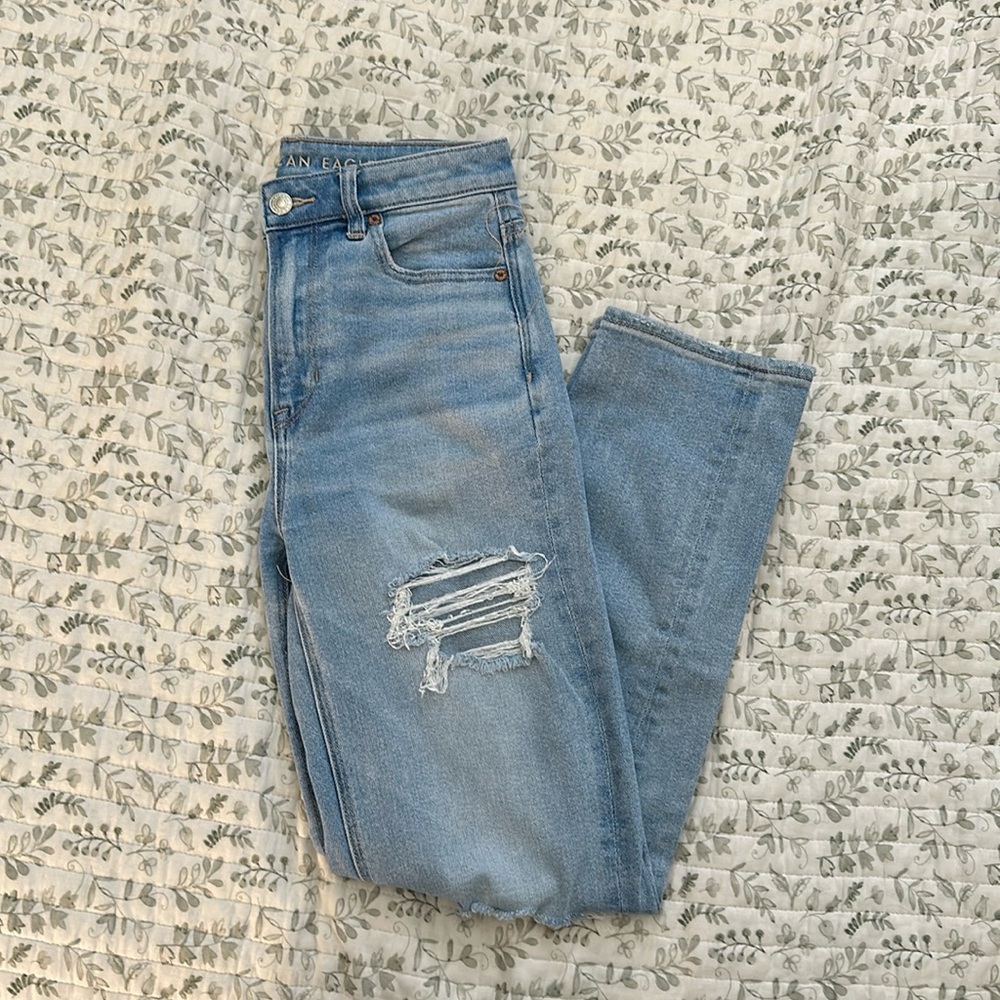 American eagle mom jeans